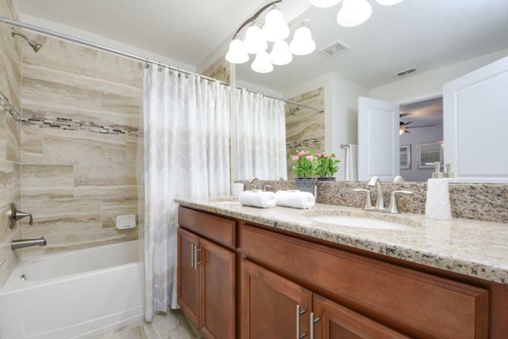 Pleasant House In Storey Lake Near Disney Кисими Екстериор снимка